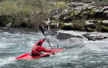 スラロームカヤックの西川選手、足羽川カヌー大会で福井県優勝！佐賀国体の北信越ブロック予選へ！