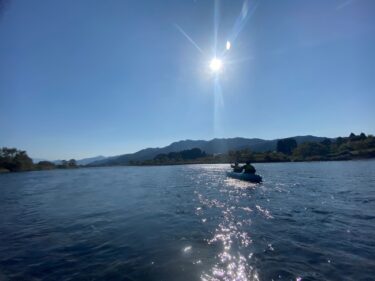 カヤックの乗って九頭龍川をモニターツアー